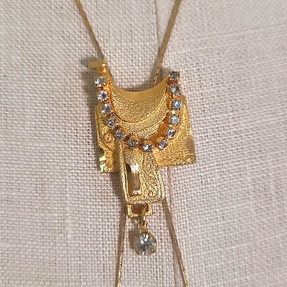 Vintage Unmarked Bolo Tie Gold Tone Horse Saddle Rhistones Cowgirl Necklace 16" - Picture 5 of 17